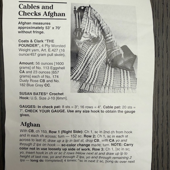 Coats & Clark The Pounder Yarn Lot of 2 Cream Worsted Weight No Dye Lot - Picture 5 of 5